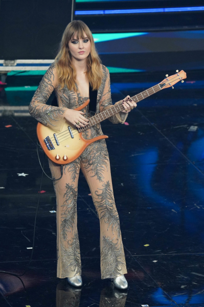 Clique para ver imagem em tamanho real
==============
1305792474~0.jpg 1305792474~0.jpg
