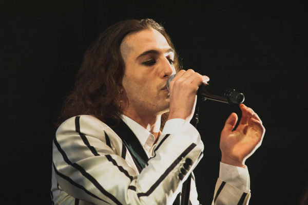 Clique para ver imagem em tamanho real
==============
maneskin_atlantico2018_281829.jpg maneskin_atlantico2018_281829.jpg