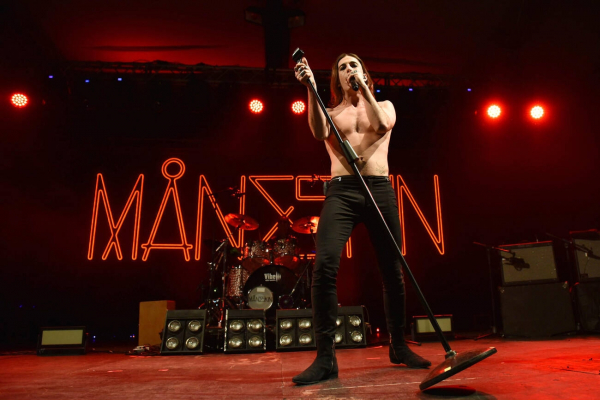 Clique para ver imagem em tamanho real
==============
maneskin_napoli_281529.jpg maneskin_napoli_281529.jpg
