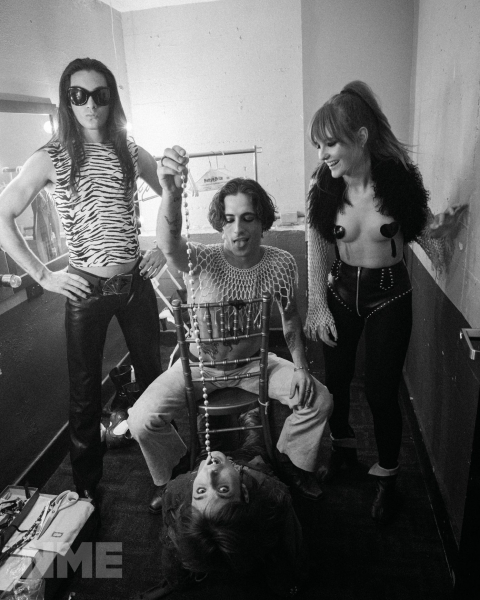 NME-Maneskin-Credit-Fabio-Germinario-15_2160x2700-1392x1740.jpg