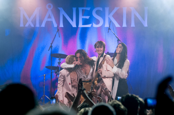 Clique para ver imagem em tamanho real
==============
1190756188.jpg 1190756188.jpg