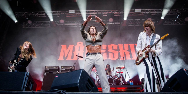 Clique para ver imagem em tamanho real
==============
maneskin_norway_28129.jpg maneskin_norway_28129.jpg