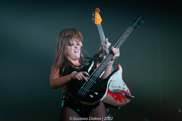 Clique para ver imagem em tamanho real
==============
Gustavo Diakov
 Gustavo Diakov