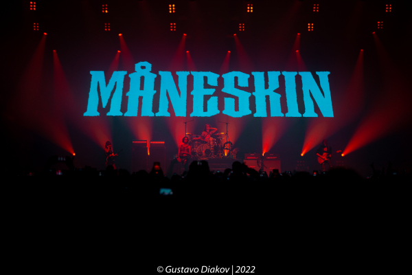 Clique para ver imagem em tamanho real
==============
Gustavo Diakov
 Gustavo Diakov