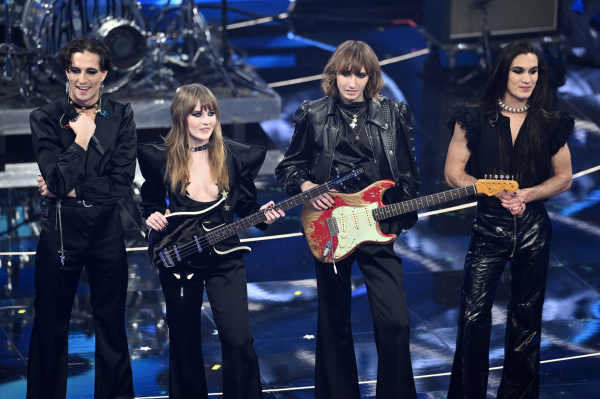 maneskin_editorial_shitterstock_sanremo_festival_2022_2810029.jpg