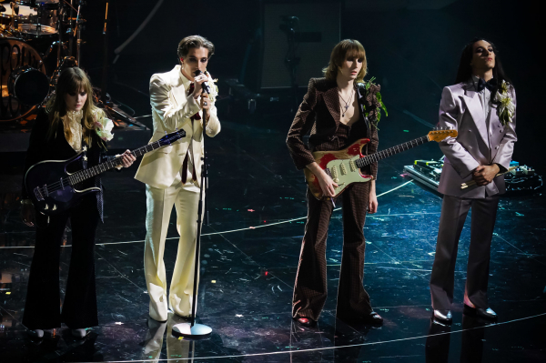 maneskin_editorial_shitterstock_sanremo_festival_2022_2810729.jpg