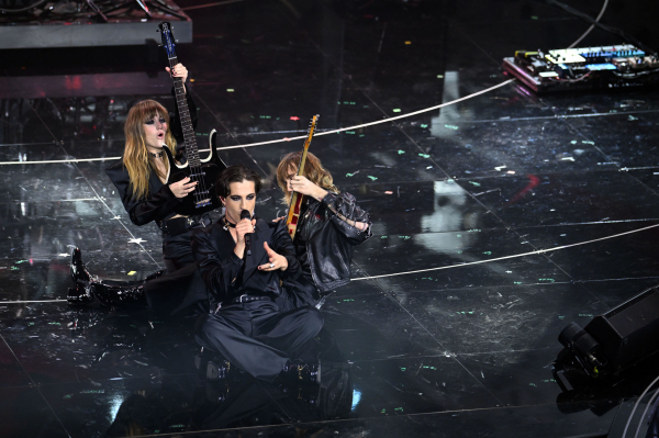 maneskin_editorial_shitterstock_sanremo_festival_2022_283229.jpg