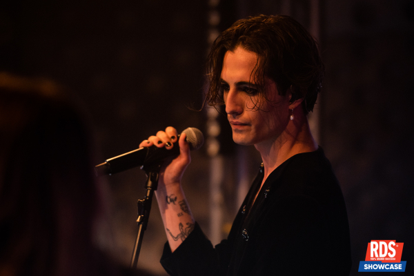 Clique para ver imagem em tamanho real
==============
RDS-SHOWCASE-MANESKIN-6576.jpg RDS-SHOWCASE-MANESKIN-6576.jpg