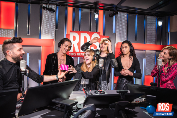 Clique para ver imagem em tamanho real
==============
RDS-SHOWCASE-MANESKIN-6654.jpg RDS-SHOWCASE-MANESKIN-6654.jpg