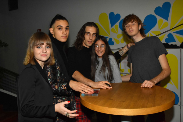 Clique para ver imagem em tamanho real
==============
46803694_2621807097830263_497461163970265088_n.jpg 46803694_2621807097830263_497461163970265088_n.jpg
