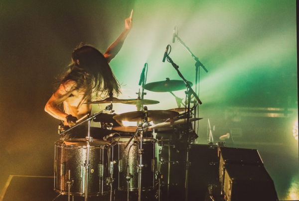 Clique para ver imagem em tamanho real
==============
Nikki Phillips
 Nikki Phillips