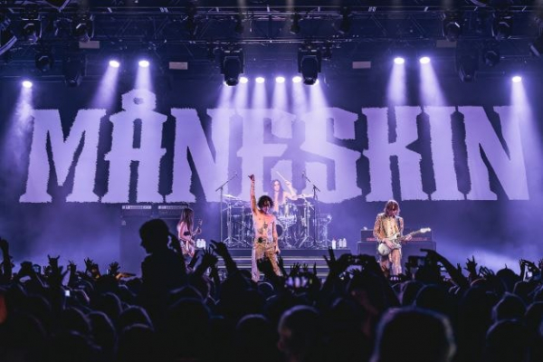 Clique para ver imagem em tamanho real
==============
Colin Newby
 Colin Newby