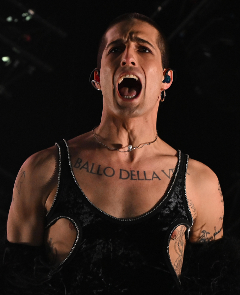 Clique para ver imagem em tamanho real
==============
shutterstock_editorial_Italian_rock_band_Maneskin_in_13783312f.jpg shutterstock_editorial_Italian_rock_band_Maneskin_in_13783312f.jpg