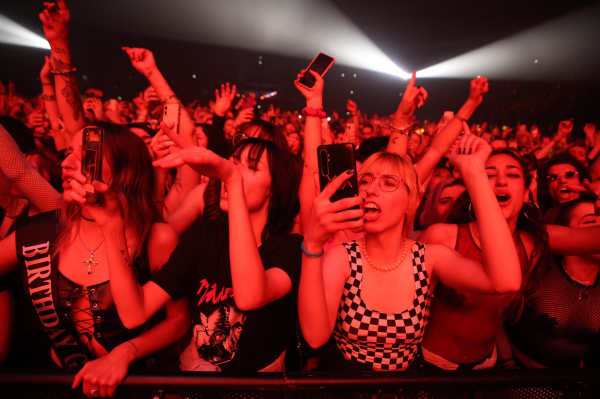 Clique para ver imagem em tamanho real
==============
BGUK_2595594_014.jpg BGUK_2595594_014.jpg