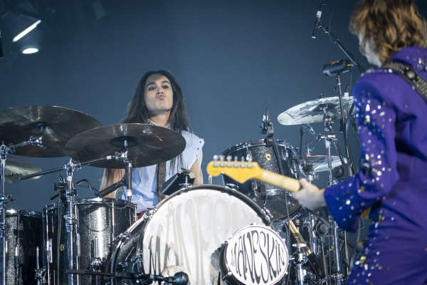 Clique para ver imagem em tamanho real
==============
MEGA961283_Ethan_Torchio_Thom_011.jpg MEGA961283_Ethan_Torchio_Thom_011.jpg