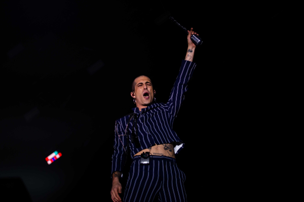 Clique para ver imagem em tamanho real
==============
shutterstock_editorial_Music_Concert_Maneskin_Loud_Ki_13849345e.jpg shutterstock_editorial_Music_Concert_Maneskin_Loud_Ki_13849345e.jpg