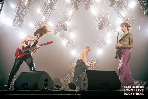 Clique para ver imagem em tamanho real
==============
Ilaria Maiorino / LongLiveRockNRoll.it
 Ilaria Maiorino / LongLiveRockNRoll.it