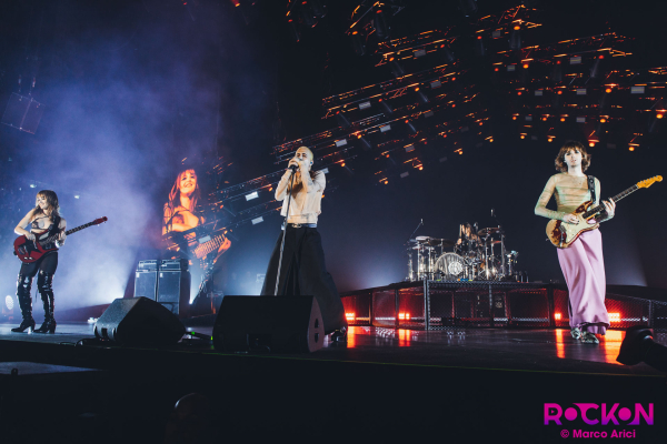 Clique para ver imagem em tamanho real
==============
Marco Arici / Rockon.it 
 Marco Arici / Rockon.it