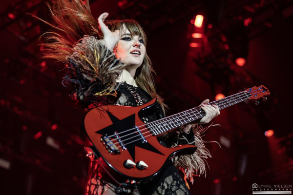 Clique para ver imagem em tamanho real
==============
Lykke Nielsen / Heavymetal.dk
 Lykke Nielsen / Heavymetal.dk