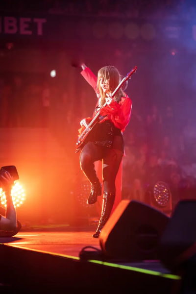 Clique para ver imagem em tamanho real
==============
Ilya Petrov for Hertz Media
 Ilya Petrov for Hertz Media