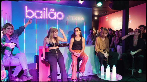 Clique para ver imagem em tamanho real
==============
VideoCapture_20230601-182214.jpg VideoCapture_20230601-182214.jpg