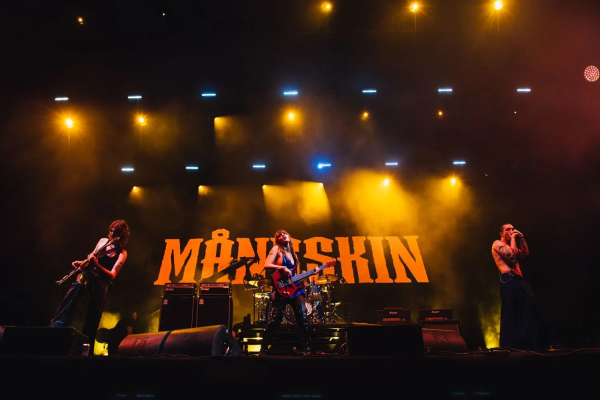 Clique para ver imagem em tamanho real
==============
Patrick Gunning / Dork
 Patrick Gunning / Dork