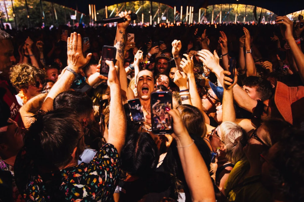 Clique para ver imagem em tamanho real
==============
Patrick Gunning / Dork
 Patrick Gunning / Dork