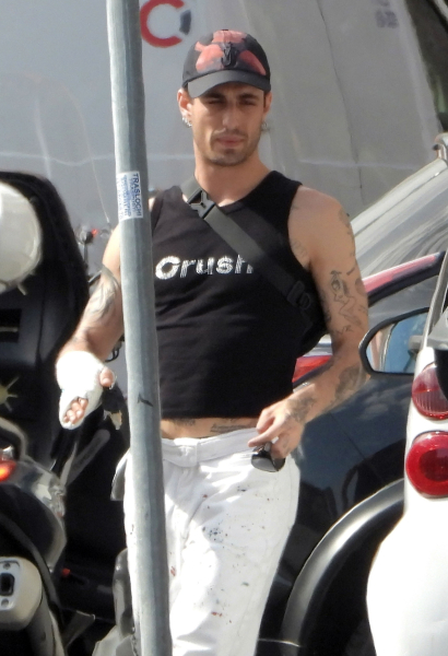 BGUK_2687459_001.jpg