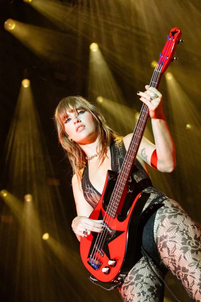 Clique para ver imagem em tamanho real
==============
© Ulrich Stamm
 © Ulrich Stamm