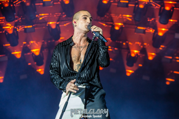 Clique para ver imagem em tamanho real
==============
Maneskin-20-scaled.jpg Maneskin-20-scaled.jpg