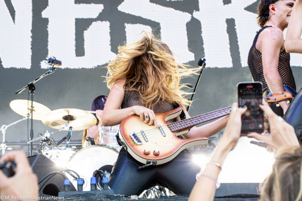 Clique para ver imagem em tamanho real
==============
mneskin_-43_51465019085_o.jpg mneskin_-43_51465019085_o.jpg