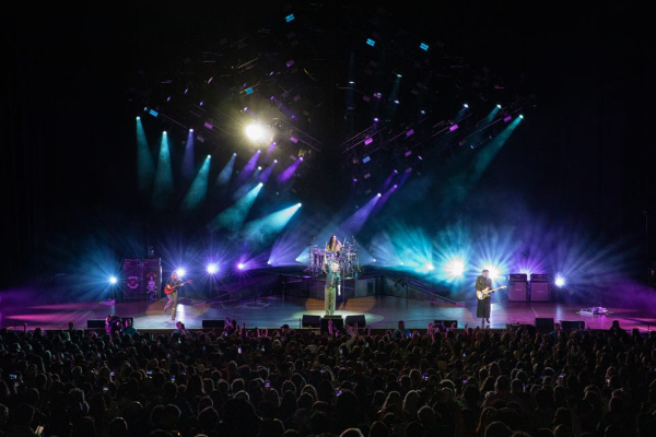 Clique para ver imagem em tamanho real
==============
70953917007-04.jpg 70953917007-04.jpg