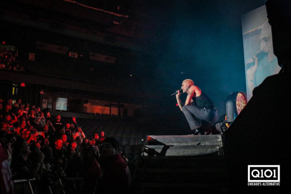 Clique para ver imagem em tamanho real
==============
Alex Through / Q101
 Alex Through / Q101