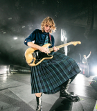 shutterstock_editorial_Maneskin_Thomas_Raggi_in_conce_14133916b.jpg