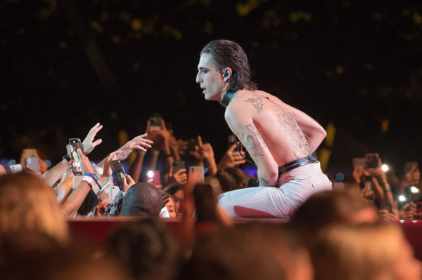 Clique para ver imagem em tamanho real
==============
maneskin_globalcitizen2021_285229.jpg maneskin_globalcitizen2021_285229.jpg