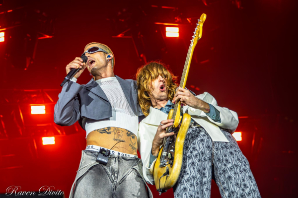 Clique para ver imagem em tamanho real
==============
© Raven Divito / rockinshots
 © Raven Divito / rockinshots