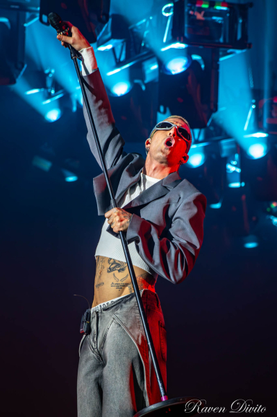 Clique para ver imagem em tamanho real
==============
© Raven Divito / rockinshots
 © Raven Divito / rockinshots