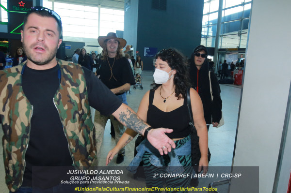 Clique para ver imagem em tamanho real
==============
MEGA1055731_Thomas_Raggi_Mane_071.jpg MEGA1055731_Thomas_Raggi_Mane_071.jpg
