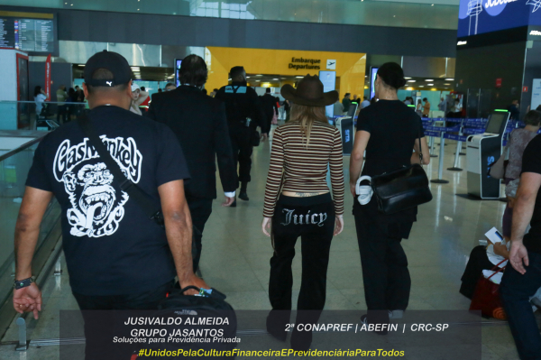 Clique para ver imagem em tamanho real
==============
MEGA1055731_Victoria_De_Angel_060.jpg MEGA1055731_Victoria_De_Angel_060.jpg