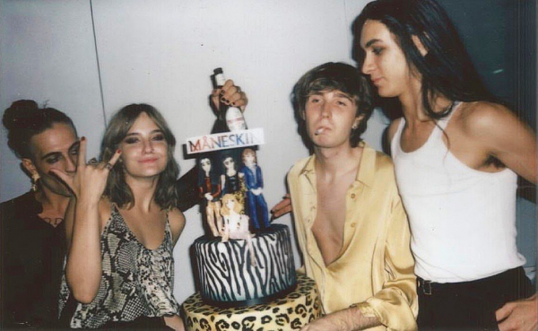 Clique para ver imagem em tamanho real
==============
2021-12-25_18_46_54.jpeg 2021-12-25_18_46_54.jpeg