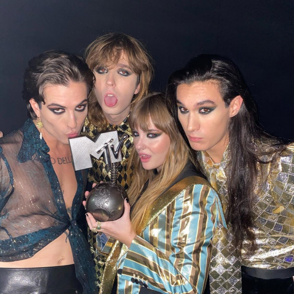 Clique para ver imagem em tamanho real
==============
2021-12-25_21_08_55.jpeg 2021-12-25_21_08_55.jpeg