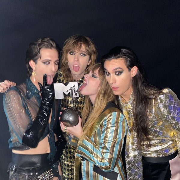 Clique para ver imagem em tamanho real
==============
2021-12-25_21_09_04.jpeg 2021-12-25_21_09_04.jpeg