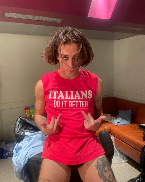 Clique para ver imagem em tamanho real
==============
Snapinsta_app_316992831_1271146483429601_1759668631769419987_n_1080.jpg Snapinsta_app_316992831_1271146483429601_1759668631769419987_n_1080.jpg