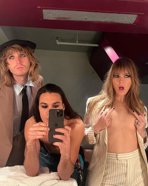 Clique para ver imagem em tamanho real
==============
Snapinsta_app_317061871_852707686151153_2222835897986170785_n_1080.jpg Snapinsta_app_317061871_852707686151153_2222835897986170785_n_1080.jpg