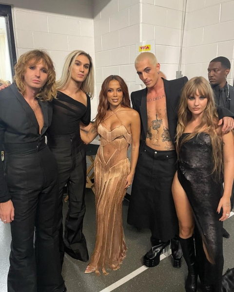 Clique para ver imagem em tamanho real
==============
Snapinsta_app_377514212_847913376605565_2804757935062529215_n_1080.jpg Snapinsta_app_377514212_847913376605565_2804757935062529215_n_1080.jpg