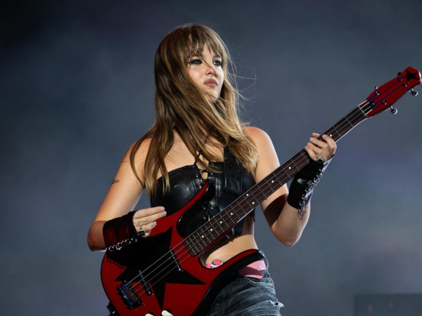 Clique para ver imagem em tamanho real
==============
Oye 89.7
 Oye 89.7