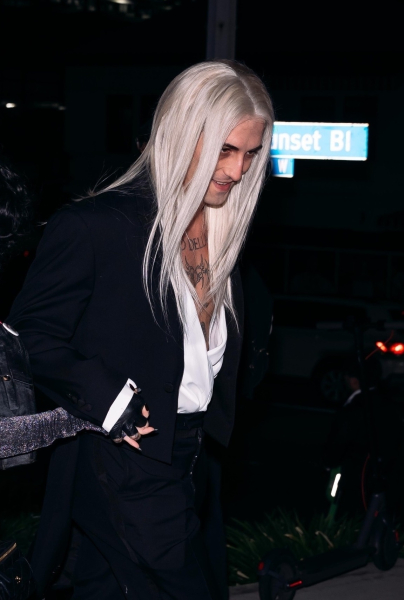 Clique para ver imagem em tamanho real
==============
BGUK_3402804_002.jpg BGUK_3402804_002.jpg