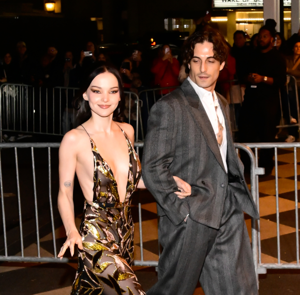 Clique para ver imagem em tamanho real
==============
2245156228.jpg 2245156228.jpg