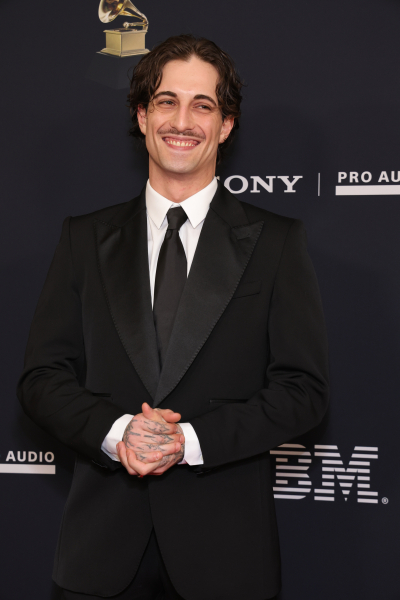 Clique para ver imagem em tamanho real
==============
ManeskinGallery_288529.jpg ManeskinGallery_288529.jpg