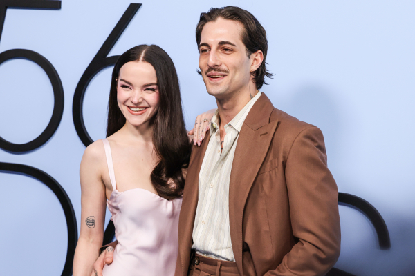 Clique para ver imagem em tamanho real
==============
maneskingallery_2833229.jpg maneskingallery_2833229.jpg